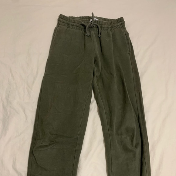 TNA Green cozy fleece Boyfriend Sweatpants - Picture 1 of 3